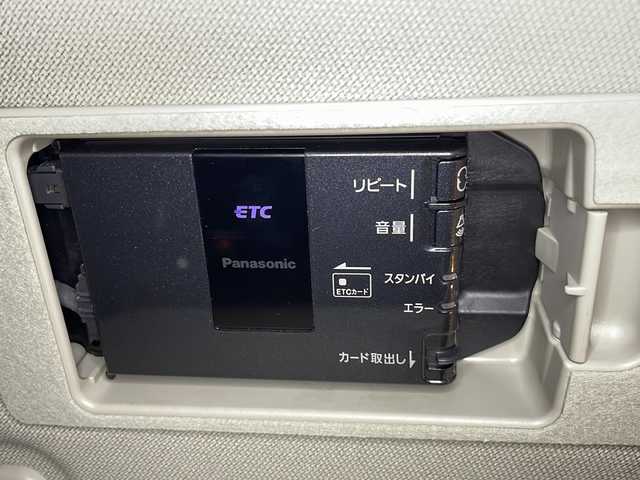 マツダ アクセラ スポーツ 15XD プロアクティブ 広島県 2016(平28)年 4.2万km マシーングレープレミアムM 純正ナビ/シートヒーター/パワーシート/ブラインドスポットモニター/レーダークルーズコントロール/ヘッドアップディスプレイ/ステアリングヒーター/オートマチックハイビーム/パドルシフト/ＥＴＣ/ＬＥＤヘッドライト/純正18インチアルミホイール(215/45/R18)/エアバッグ(運転席/助手席/サイド/カーテン)