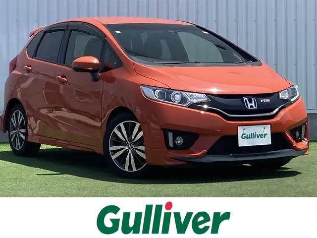 ホンダ フィット RS 香川県 2014(平26)年 12.4万km サンセットオレンジⅡ 登録時走行距離：123166km/ディーラー純正8型ナビ/　CD DVD BT フルセグTV/バックカメラ/シティブレーキアシスト/クルーズコントロール/パドルシフト/LEDヘッドライト/オートライト/フォグランプ/アイドリングストップ/横滑り防止装置/ETC/革巻きステアリング/ステアリングスイッチ/プッシュスタート/スマートキー/スペアキー