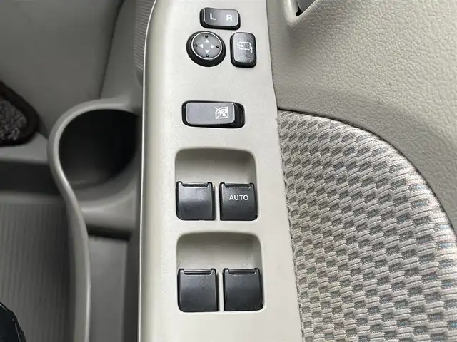 日産 ＮＶ１００クリッパー リオ E 東京都 2018(平30)年 11.8万km スノーパールホワイト 純正ナビ/バックモニター/デュアルカメラブレーキサポート/片側電動スライドドア/ETC/横滑り防止措置/ステアリングスイッチ/スマートキー/プッシュスタート/シフトレバー/オートエアコン