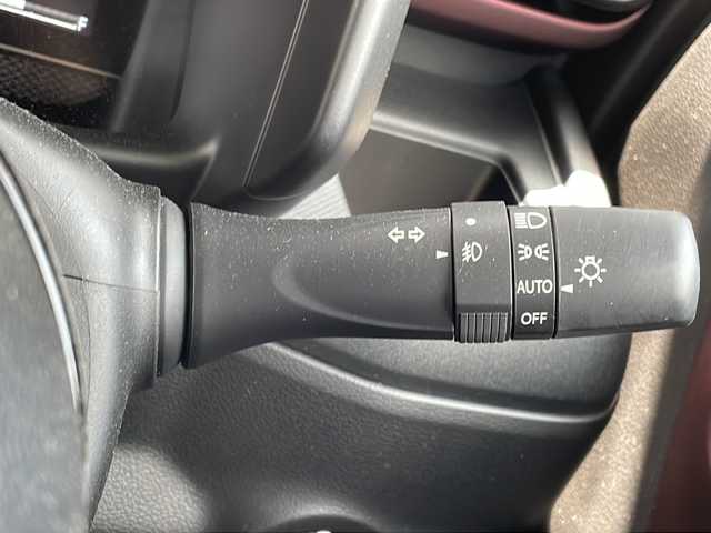 スズキ スペーシア カスタム HYBRID XS ターボ 長野県 2024(令6)年 1.1万km ピュアホワイトP ワンオーナー/４WD/純正ナビ/フルセグTV　/全方位カメラ/純正15インチアルミホイール/両側電動ドア　/ターボ過給機　/プッシュスタート　/スマートキー　/ETC　/追従クルーズコントロール　/Bluetooth　/ＵＳＢ入力端子　/ＥＴＣ　/純正フロアマット/ハーフレザーシート/シートヒーター/ステアリングヒーター/レーンキープアシスト/衝突被害軽減装置/前後ドライブレコーダー/純正アルミホイール/ＬＥＤライト/アイドリングストップ