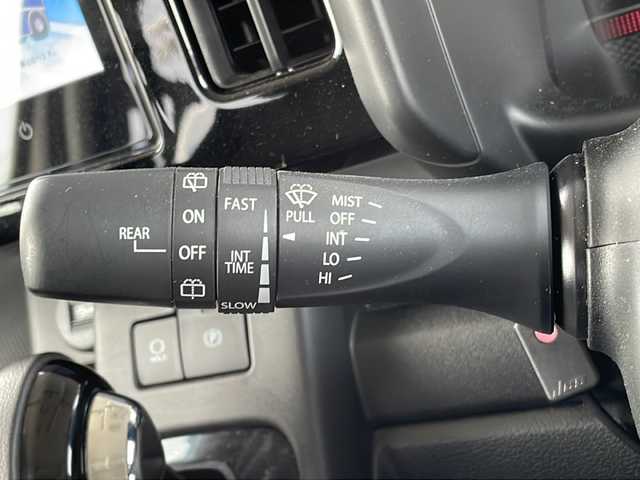 スズキ スペーシア カスタム HYBRID XS ターボ 長野県 2024(令6)年 1.1万km ピュアホワイトP ワンオーナー/４WD/純正ナビ/フルセグTV　/全方位カメラ/純正15インチアルミホイール/両側電動ドア　/ターボ過給機　/プッシュスタート　/スマートキー　/ETC　/追従クルーズコントロール　/Bluetooth　/ＵＳＢ入力端子　/ＥＴＣ　/純正フロアマット/ハーフレザーシート/シートヒーター/ステアリングヒーター/レーンキープアシスト/衝突被害軽減装置/前後ドライブレコーダー/純正アルミホイール/ＬＥＤライト/アイドリングストップ