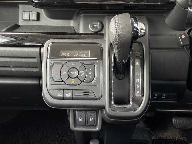 スズキ スペーシア カスタム HYBRID XS ターボ 長野県 2024(令6)年 1.1万km ピュアホワイトP ワンオーナー/４WD/純正ナビ/フルセグTV　/全方位カメラ/純正15インチアルミホイール/両側電動ドア　/ターボ過給機　/プッシュスタート　/スマートキー　/ETC　/追従クルーズコントロール　/Bluetooth　/ＵＳＢ入力端子　/ＥＴＣ　/純正フロアマット/ハーフレザーシート/シートヒーター/ステアリングヒーター/レーンキープアシスト/衝突被害軽減装置/前後ドライブレコーダー/純正アルミホイール/ＬＥＤライト/アイドリングストップ
