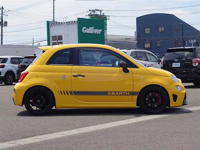 アバルト ５９５ コンペティツィオーネ 山形県 2020(令2)年 2.6万km ジャッロモデナ 純正HDDナビ/　　【BT　USB】/HIDヘッドライト/フォグランプ/ハーフレザーシート/17インチアルミホイール/純正フロアマット/電動格納ミラー/ドアバイザー/AAC/スマートキー/ETC