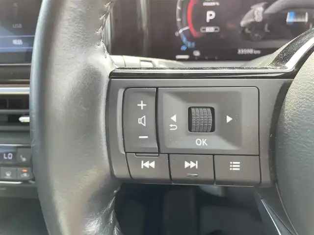 日産 オーラ G レザーエディション 茨城県 2023(令5)年 3.4万km ピュアホワイトパール 純正ディスプレイオーディオ/【アンドロイドAuto・Apple Car Play・BT・FM・DTV・HDMI・USB・ipod】/シートヒーター/ステアリングヒーター/全方位カメラ/ETC/前後コーナーセンサー/デジタルインナーミラー/ステリモ/全方位ハンドル支援システム/ブレーキホールド/BSM/エンジンスターター