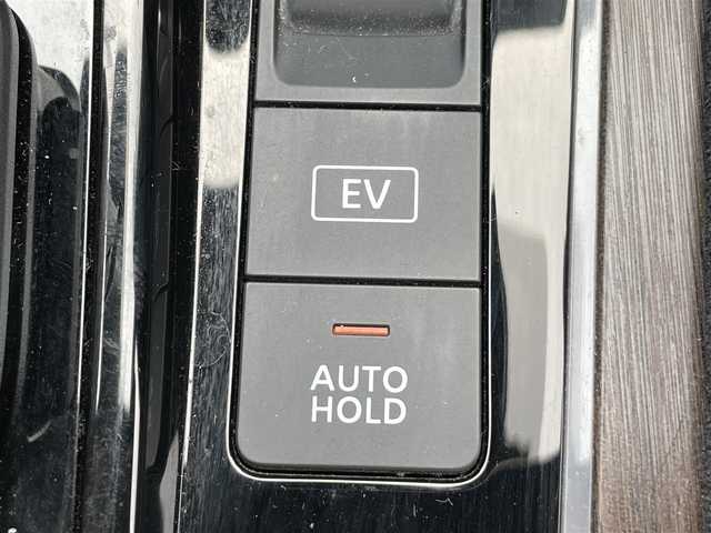 日産 オーラ G レザーエディション 茨城県 2023(令5)年 3.4万km ピュアホワイトパール 純正ディスプレイオーディオ/【アンドロイドAuto・Apple Car Play・BT・FM・DTV・HDMI・USB・ipod】/シートヒーター/ステアリングヒーター/全方位カメラ/ETC/前後コーナーセンサー/デジタルインナーミラー/ステリモ/全方位ハンドル支援システム/ブレーキホールド/BSM/エンジンスターター