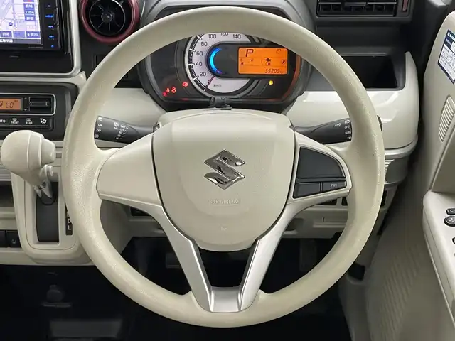 スズキ スペーシア HYBRID X 岡山県 2019(平31)年 4万km シフォンアイボリーM KENWOOD７インチナビ/【CD/DVD/BT/USB/iPod/フルセグTV】/型番：KXM-E503W/バックカメラ/ETC/両側パワースライドドア/アイドリングストップ/後席サンシェイド/チルトステアリング/横滑り防止機能/ISOFIX/リアサーキュレーター/プッシュスタート/スマートキー×２/取扱説明書/ナビ取扱説明書