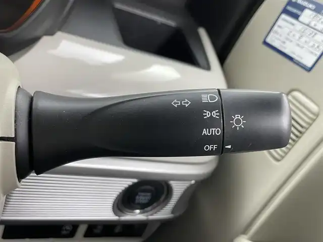 スズキ スペーシア HYBRID X 岡山県 2019(平31)年 4万km シフォンアイボリーM KENWOOD７インチナビ/【CD/DVD/BT/USB/iPod/フルセグTV】/型番：KXM-E503W/バックカメラ/ETC/両側パワースライドドア/アイドリングストップ/後席サンシェイド/チルトステアリング/横滑り防止機能/ISOFIX/リアサーキュレーター/プッシュスタート/スマートキー×２/取扱説明書/ナビ取扱説明書