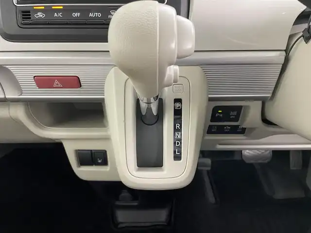 スズキ スペーシア HYBRID X 岡山県 2019(平31)年 4万km シフォンアイボリーM KENWOOD７インチナビ/【CD/DVD/BT/USB/iPod/フルセグTV】/型番：KXM-E503W/バックカメラ/ETC/両側パワースライドドア/アイドリングストップ/後席サンシェイド/チルトステアリング/横滑り防止機能/ISOFIX/リアサーキュレーター/プッシュスタート/スマートキー×２/取扱説明書/ナビ取扱説明書