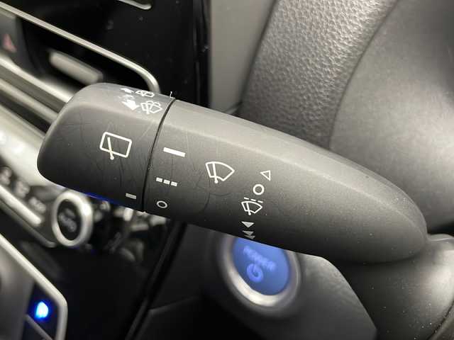 トヨタ アクア X 長野県 2022(令4)年 1.5万km プラチナホワイトパールマイカ ４WD/純正ディスプレイオーディオ/Bluetooth Audio/USB接続/ステアリングスイッチ/トヨタセーフティセンス/レーンディパーチャーアラート /レーダークルーズコントロール/車両接近警報装置/オートマチックハイビーム/スマートキー/プッシュスタート/LEDヘッドライト/オートライト