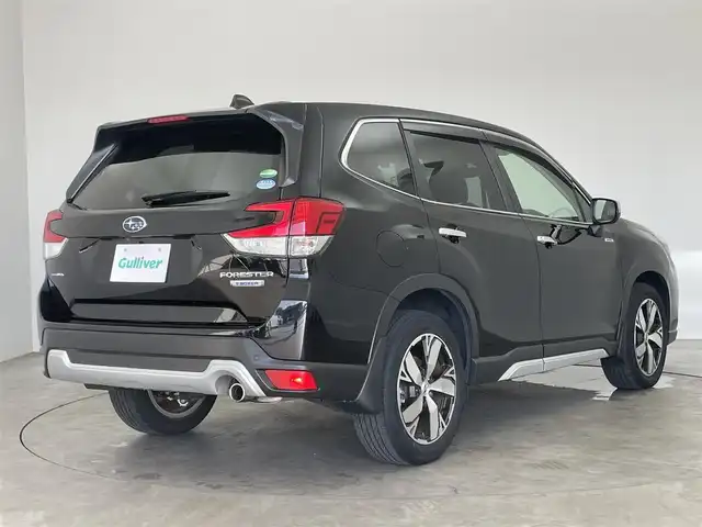 スバル フォレスター ハイブリッド アドバンス 埼玉県 2020(令2)年 2.2万km クリスタルブラックシリカ 純正８インチナビ　バックカメラ　サイドカメラ　ＢＳＭ　ＥＴＣ　ドライブレコーダー　アイサイトセイフティプラス　シートヒーター　ステアリングヒーター　メモリシート　純正アルミホイール　オートライト