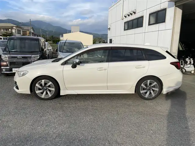 スバル レヴォーグ 1．6GT アイサイト 神奈川県 2014(平26)年 13.2万km クリスタルホワイトP (株)IDOMが運営する【じしゃロンOO店】の自社ローン専用車両になります　こちらは現金またはオートローンご利用時の価格です。自社ローンご希望の方は別途その旨お申付け下さい/純正ＯＰメモリナビ/ＣＤ／ＤＶＤ／ＢＴ／フルセグ/バックカメラ/スマートキー/アイサイト/ＥＴＣ/オートライト/スマートキースペア１
