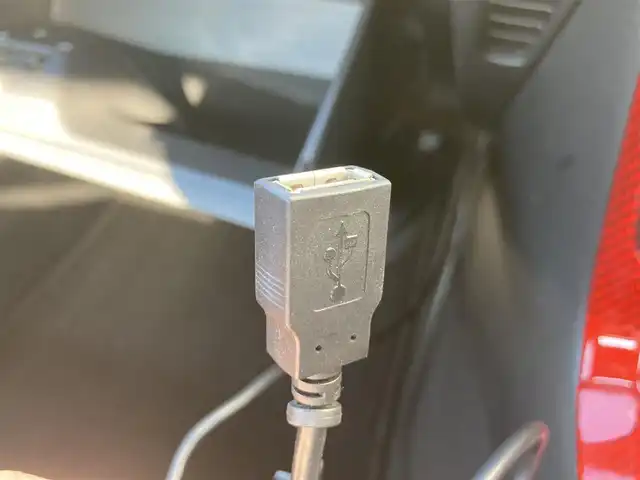 マツダ ロードスター 20周年記念車 静岡県 2009(平21)年 5.6万km クリスタルホワイトパールマイカ 社外メモリーナビ(AVIC-RZ300)/　AM FM CD DVD USB/フルセグTV/ETC/革巻きステアリング/ステアリングスイッチ/HIDオートヘッドランプ/純正17インチアルミホイール/スマートキー2本/フロントフォグランプ/パドルシフト/特別仕様車/RECARO社製特別仕様バケットハーフレザーシート/シートヒーター(全席)