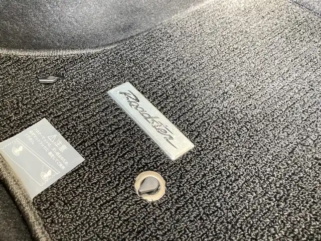 マツダ ロードスター 20周年記念車 静岡県 2009(平21)年 5.6万km クリスタルホワイトパールマイカ 社外メモリーナビ(AVIC-RZ300)/　AM FM CD DVD USB/フルセグTV/ETC/革巻きステアリング/ステアリングスイッチ/HIDオートヘッドランプ/純正17インチアルミホイール/スマートキー2本/フロントフォグランプ/パドルシフト/特別仕様車/RECARO社製特別仕様バケットハーフレザーシート/シートヒーター(全席)