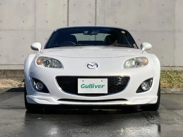 マツダ ロードスター 20周年記念車 静岡県 2009(平21)年 5.6万km クリスタルホワイトパールマイカ 社外メモリーナビ(AVIC-RZ300)/　AM FM CD DVD USB/フルセグTV/ETC/革巻きステアリング/ステアリングスイッチ/HIDオートヘッドランプ/純正17インチアルミホイール/スマートキー2本/フロントフォグランプ/パドルシフト/特別仕様車/RECARO社製特別仕様バケットハーフレザーシート/シートヒーター(全席)