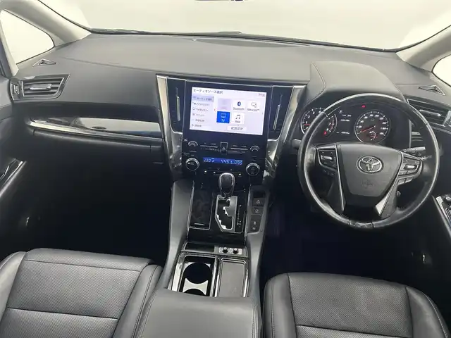 トヨタ アルファード S Cパッケージ 熊本県 2020(令2)年 4.3万km ブラック JBLプレミアムサウンド/モデリスタエアロフル/サンルーフ/純正ナビ（ＣＤ・ＤＶＤ・フルセグ・ＢＴ・ＡｐｐｌＣａｒＰｌａｙ・ＡｎｄｒｏｉｄＡｕｔｏ・ＵＳＢ）/全周囲カメラ　/ビルトインETC2.0/社外前後ドライブレコーダー　/純正後席フリップダウンモニター/レーダークルーズコントロール/プリクラッシュセーフティ/レーンキープアシスト/駐車時支援パーキングサポートシステム/リアクロストラフィックアラート/ロードサインアシスト/ブラインドスポットモニター/両側パワースライドドア　/前後クリアランスソナー/前席シートヒーター/前席エアーシート/助手席・2列目オットマン/横滑り防止/前後クリアランスソナー/デジタルインナーミラー/パワーバックドア/純正フロアマット/純正１８インチAW/オートライト/オートマチックハイビーム/LEDヘッドライト/フォグライト/スマートキー/プッシュスタート/スペアキー1本/保証書/取扱説明書