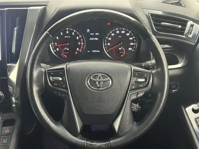 トヨタ アルファード S Cパッケージ 熊本県 2020(令2)年 4.3万km ブラック JBLプレミアムサウンド/モデリスタエアロフル/サンルーフ/純正ナビ（ＣＤ・ＤＶＤ・フルセグ・ＢＴ・ＡｐｐｌＣａｒＰｌａｙ・ＡｎｄｒｏｉｄＡｕｔｏ・ＵＳＢ）/全周囲カメラ　/ビルトインETC2.0/社外前後ドライブレコーダー　/純正後席フリップダウンモニター/レーダークルーズコントロール/プリクラッシュセーフティ/レーンキープアシスト/駐車時支援パーキングサポートシステム/リアクロストラフィックアラート/ロードサインアシスト/ブラインドスポットモニター/両側パワースライドドア　/前後クリアランスソナー/前席シートヒーター/前席エアーシート/助手席・2列目オットマン/横滑り防止/前後クリアランスソナー/デジタルインナーミラー/パワーバックドア/純正フロアマット/純正１８インチAW/オートライト/オートマチックハイビーム/LEDヘッドライト/フォグライト/スマートキー/プッシュスタート/スペアキー1本/保証書/取扱説明書