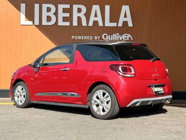 シトロエン ＤＳ３ シック レザーエディション 高知県 2014(平26)年 4.8万km 赤 AUX/AM/FM/クルコン/ETC/革シート