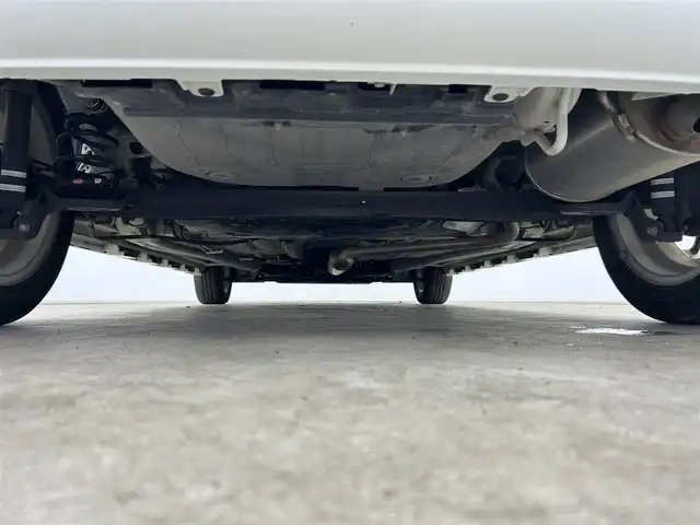 スズキ ソリオ HV MX 千葉県 2021(令3)年 0.9万km ピュアホワイトP 禁煙車/社外ナビ/・CN-RZ865/・CD/DVD/BT/フルセグ/左側パワースライドドア/デュアルカメラブレーキサポート/コーナーセンサー/前席シートヒーター/レーダークルーズコントロール/車線逸脱警報/ETC/純正15インチアルミホイール/スマートキー/スペアキー/横滑り防止装置/サイド＆カーテンエアバッグ