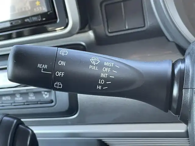 スズキ スペーシア ギア 滋賀県 2020(令2)年 2.2万km スチールシルバーM 社外9インチナビ/(CD/DVD/USB/フルセグ)/バックカメラ/両側パワースライドドア/ルーフレール/ETC/コーナーセンサー/シートヒーター/LEDヘッドライト/オートライト/オートハイビーム/スペアキー