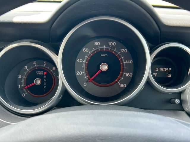 ホンダ クロスロード 18L HDDナビエディション 宮崎県 2009(平21)年 7.9万km 茶 AIS検査済み/【2501048980】社外パーツ取付有/全塗装（グラファイトメタリック）/純正HDDナビ/バックカメラ/HIDヘッドライト/キーレスキー/純正フロアマット/クリアサイドマーカー（社外）/WEDS　マッドヴァンスX タイプS（社外）/モンスタ　テレーングリッパー（社外）/リフトアップキット（社外）/アルミ製ルーフラック（社外）/イノー　ベースキャリア（社外）