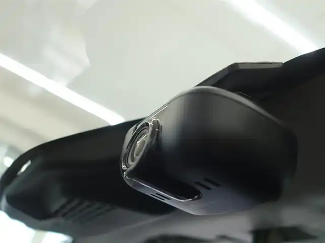 スズキ ソリオ HV MX 静岡県 2018(平30)年 6万km ピュアホワイトP ワンオーナー／禁煙車/セーフティサポート/　・ディアルカメラブレーキサポート/　・後退時ブレーキサポート/　・誤発進抑制機能/　・車線逸脱警報機能/　・ふらつき警報機能/　・先行車発進のお知らせ機能/　・ハイビームアシスト/　・アダクティブクルーズコントロール/　・パーキングセンサー/純正ナビ（Panasonic CN-R2743W）/　CD/DVD/SD/USB/BT/フルセグTV/Memory music/全方位カメラ/ビルトインETC/純正前方ドライブレコーダー/ステアリングスイッチ/運転席シートヒーター/プッシュスタート／スマートキー/HIDヘッドライト（LEDポジションランプ付）/純正フロアマット／ドアバイザー/取扱説明書／保証書