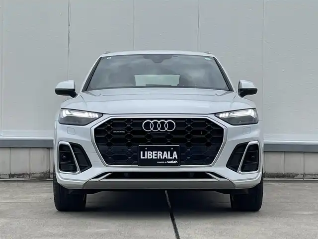 アウディ アウディ Ｑ５ 40TDIクワトロ Sライン 東京都 2022(令4)年 2.5万km 白 S lineプラスパッケージ/純正20インチAW/バーチャルコックピット/ハーフレザーシート/サラウンドビューカメラ/ETC/パークアシスト/サイドアシスト/レーンアシスト/スマートキー