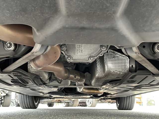 メルセデス・ベンツ Ｅ２２０ｄ 4マチック オールテレイン 佐賀県 2020(令2)年 5.2万km パール エクスクルーシブパッケージ/レーダーセーフティパッケージ/ブルメスターサウンド/エアバランスパッケージ/純正19インチAW/メーカーナビ/フルセグ/Bluetooth/USB/SD/全方位カメラ/ETC2.0/ドラレコ/パワーバックドア/黒革/前後シートヒーター/メモリ付パワーシート/BSA/LCA/ACC/HUD/パーキングアシスト/アテンションアシスト/ブレーキアシスト/アイドリングストップ/革巻きステアリング/ステアリングスイッチ/パドルシフト/アンビエントライト/オートリトラミラー/LEDオートライト/純正マット/保証書/取説スペアキー