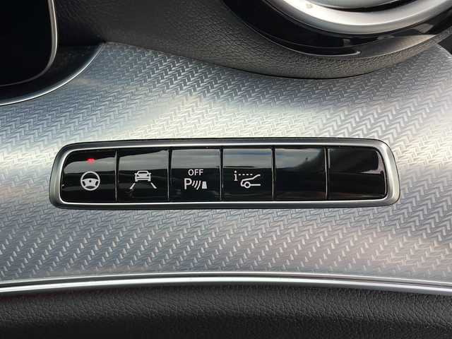 メルセデス・ベンツ Ｅ２２０ｄ 4マチック オールテレイン 佐賀県 2020(令2)年 5.2万km パール エクスクルーシブパッケージ/レーダーセーフティパッケージ/ブルメスターサウンド/エアバランスパッケージ/純正19インチAW/メーカーナビ/フルセグ/Bluetooth/USB/SD/全方位カメラ/ETC2.0/ドラレコ/パワーバックドア/黒革/前後シートヒーター/メモリ付パワーシート/BSA/LCA/ACC/HUD/パーキングアシスト/アテンションアシスト/ブレーキアシスト/アイドリングストップ/革巻きステアリング/ステアリングスイッチ/パドルシフト/アンビエントライト/オートリトラミラー/LEDオートライト/純正マット/保証書/取説スペアキー