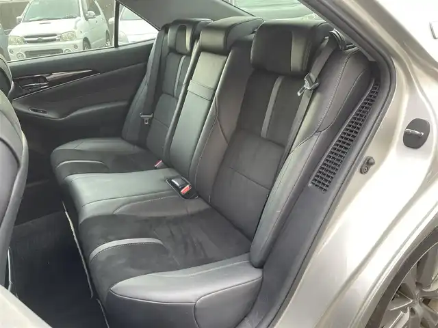 トヨタ クラウン ハイブリッド アスリートSJ-フロンティアLTD 茨城県 2018(平30)年 8.9万km プレシャスシルバー 純正ナビ(AM/FM/BT/フルセグ/USB)/レーダークルーズコントロール/プリクラッシュセーフティ/前後ドライブレコーダー(TZ-DR212/車線逸脱警報機能/レーンディパーチャーアラート/クリアランスソナー/横滑り防止機能/走行モード変更機能/シートヒーター/ステアリングヒーター/オートライト/オートハイビーム/リアサンシェード/LEDヘッドライト/ビルトインETC/純正フロアマット/アルミペダル/コーナーセンサー/バニティランプ/電動格納ミラー