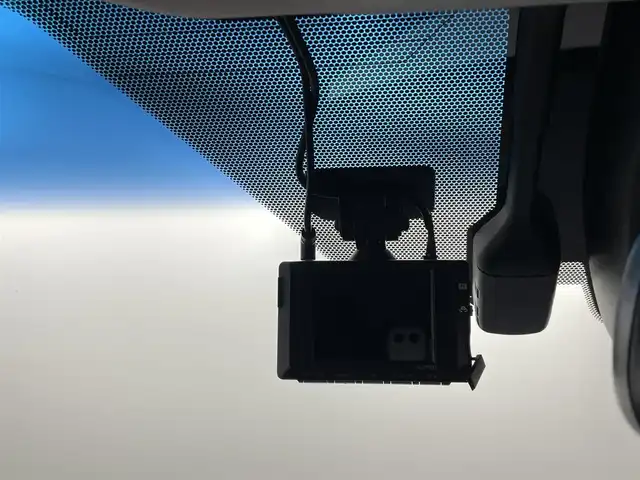 トヨタ アルファード S Cパッケージ 福島県 2020(令2)年 6万km ホワイトパールクリスタルシャイン トヨタセーフティーセンス/・衝突軽減ブレーキ/・レーンディパーチャーアラート/・レーダークルーズコントロール/・道路標識認識/・発進遅れ告知機能/純正12.1型フリップダウンモニター（V12T-R68C）/純正メモリナビ/・フルセグTV（TVキャンセルあり）/・CD/DVDデッキ（グローブBOX）/・バックカメラ/・ビルトインETC/・AM.FM/・Bluetooth/・Miracast/・USB/・ステアリングスイッチ/両側パワースライドドア/パワーバックドア/LEDヘッドライト/・フォグランプ/・オートライト/・オートマチックハイビーム/レザーシート/・パワーシート（前席＋セカンドシート）/・シートヒーター（D＋N）/・エアシート（D＋N）/・シートメモリー/・電動オットマン/純正ホイール/純正フロアマット/ドアバイザー/前後ドライブレコーダー（DC-DR652）/WAAC/スマートキー/プッシュスタート