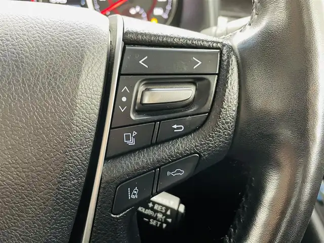 トヨタ アルファード S Cパッケージ 福島県 2020(令2)年 6万km ホワイトパールクリスタルシャイン トヨタセーフティーセンス/・衝突軽減ブレーキ/・レーンディパーチャーアラート/・レーダークルーズコントロール/・道路標識認識/・発進遅れ告知機能/純正12.1型フリップダウンモニター（V12T-R68C）/純正メモリナビ/・フルセグTV（TVキャンセルあり）/・CD/DVDデッキ（グローブBOX）/・バックカメラ/・ビルトインETC/・AM.FM/・Bluetooth/・Miracast/・USB/・ステアリングスイッチ/両側パワースライドドア/パワーバックドア/LEDヘッドライト/・フォグランプ/・オートライト/・オートマチックハイビーム/レザーシート/・パワーシート（前席＋セカンドシート）/・シートヒーター（D＋N）/・エアシート（D＋N）/・シートメモリー/・電動オットマン/純正ホイール/純正フロアマット/ドアバイザー/前後ドライブレコーダー（DC-DR652）/WAAC/スマートキー/プッシュスタート