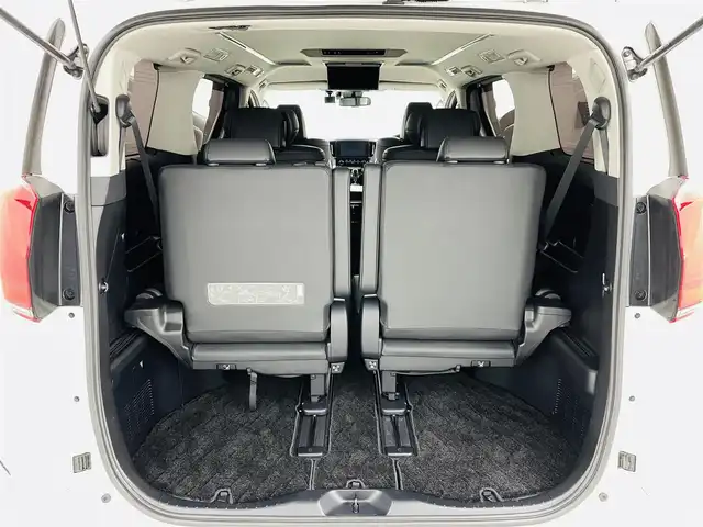 トヨタ アルファード S Cパッケージ 福島県 2020(令2)年 6万km ホワイトパールクリスタルシャイン トヨタセーフティーセンス/・衝突軽減ブレーキ/・レーンディパーチャーアラート/・レーダークルーズコントロール/・道路標識認識/・発進遅れ告知機能/純正12.1型フリップダウンモニター（V12T-R68C）/純正メモリナビ/・フルセグTV（TVキャンセルあり）/・CD/DVDデッキ（グローブBOX）/・バックカメラ/・ビルトインETC/・AM.FM/・Bluetooth/・Miracast/・USB/・ステアリングスイッチ/両側パワースライドドア/パワーバックドア/LEDヘッドライト/・フォグランプ/・オートライト/・オートマチックハイビーム/レザーシート/・パワーシート（前席＋セカンドシート）/・シートヒーター（D＋N）/・エアシート（D＋N）/・シートメモリー/・電動オットマン/純正ホイール/純正フロアマット/ドアバイザー/前後ドライブレコーダー（DC-DR652）/WAAC/スマートキー/プッシュスタート