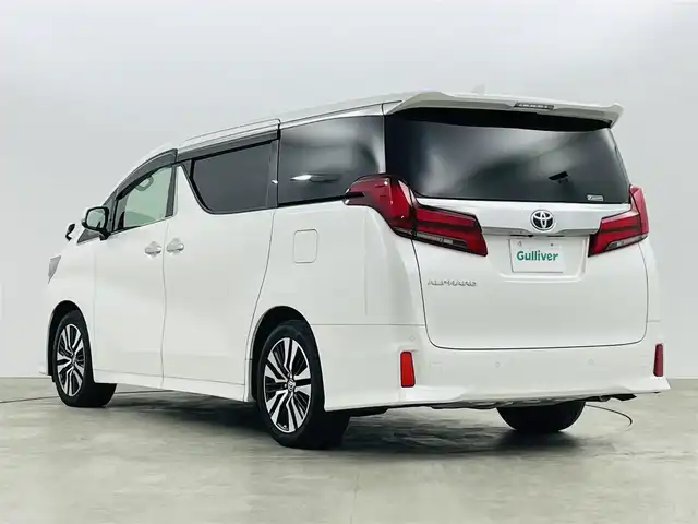 トヨタ アルファード S Cパッケージ 福島県 2020(令2)年 6万km ホワイトパールクリスタルシャイン トヨタセーフティーセンス/・衝突軽減ブレーキ/・レーンディパーチャーアラート/・レーダークルーズコントロール/・道路標識認識/・発進遅れ告知機能/純正12.1型フリップダウンモニター（V12T-R68C）/純正メモリナビ/・フルセグTV（TVキャンセルあり）/・CD/DVDデッキ（グローブBOX）/・バックカメラ/・ビルトインETC/・AM.FM/・Bluetooth/・Miracast/・USB/・ステアリングスイッチ/両側パワースライドドア/パワーバックドア/LEDヘッドライト/・フォグランプ/・オートライト/・オートマチックハイビーム/レザーシート/・パワーシート（前席＋セカンドシート）/・シートヒーター（D＋N）/・エアシート（D＋N）/・シートメモリー/・電動オットマン/純正ホイール/純正フロアマット/ドアバイザー/前後ドライブレコーダー（DC-DR652）/WAAC/スマートキー/プッシュスタート