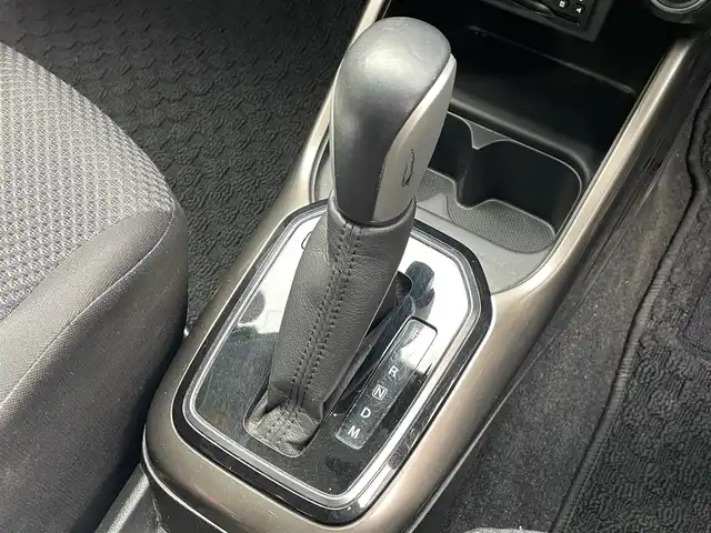 スズキ イグニス ハイブリッド MZ 滋賀県 2017(平29)年 4万km ネオンブルーM 純正メモリナビ/CD/DVD/AUX/Bluetooth/フルセグTV/全方位カメラ/フロント/サイド/バックカメラ/運転席シートヒーター/クルーズコントロール/純正１６インチアルミホイール/パドルシフト/LEDヘッドライト/プッシュスタート/スマートキー×２/ビルトインETC