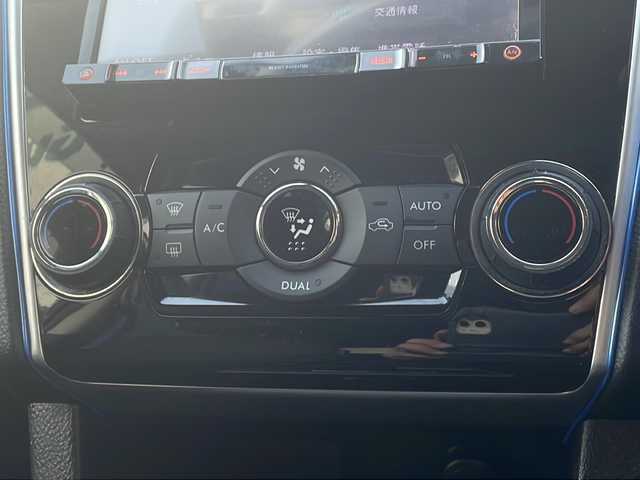 スバル レヴォーグ 1．6GTアイサイト スマートED 京都府 2017(平29)年 6.6万km 黒 カロッツェリアナビ　Ｂｌｕｅｔｏｏｔｈオーディオ　ＤＶＤ再生　フルセグ　ＵＳＢ接続　バックカメラ　サイドカメラ　レーダークルーズ　ビルトインＥＴＣ　ＬＥＤライト　運転席パワーシート　純正１７インチＡＷ