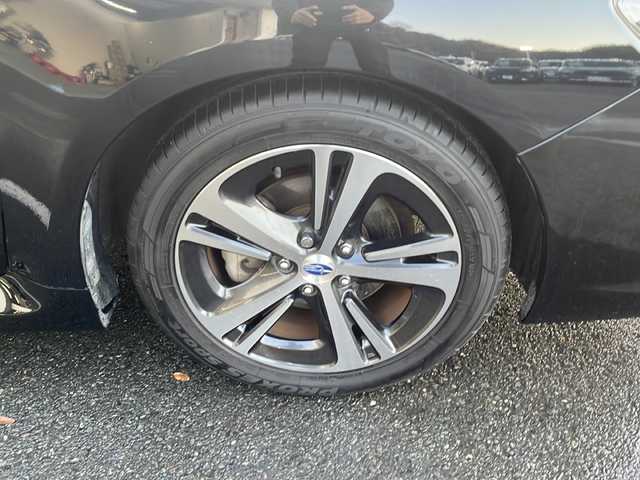 スバル レヴォーグ 1．6GTアイサイト スマートED 京都府 2017(平29)年 6.6万km 黒 カロッツェリアナビ　Ｂｌｕｅｔｏｏｔｈオーディオ　ＤＶＤ再生　フルセグ　ＵＳＢ接続　バックカメラ　サイドカメラ　レーダークルーズ　ビルトインＥＴＣ　ＬＥＤライト　運転席パワーシート　純正１７インチＡＷ