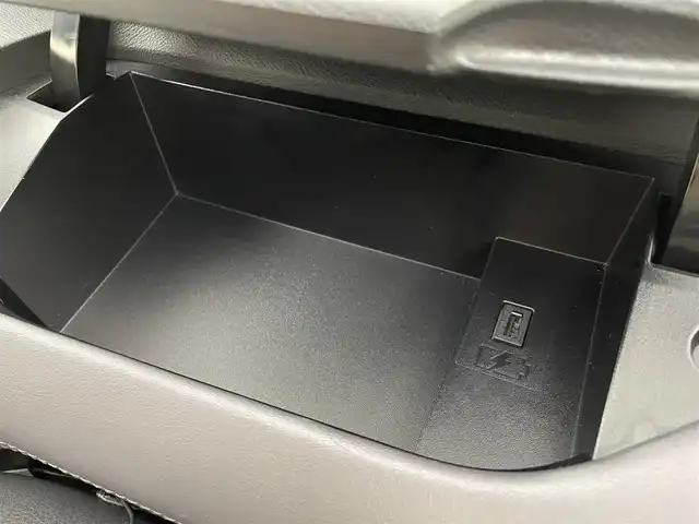 日産 セレナ ハイウェイスター V 埼玉県 2020(令2)年 4.6万km ブリリアントホワイトパール 純正10インチナビ/　CD DVD 地デジTV Bluetooth/アラウンドビューモニター/後席フリップダウンモニター/両側パワースライドドア/プロパイロット/レーダークルーズコントロール/純正ドライブレコーダー/デジタルインナーミラー/オートホールド/電子パーキングブレーキ/ビルトインETC/スマートキー