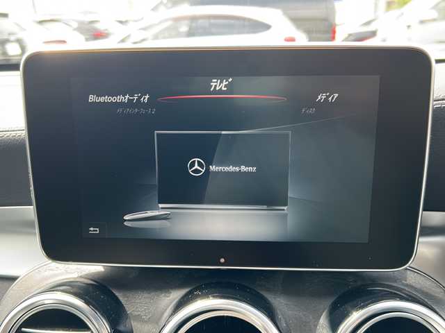 メルセデス・ベンツ ＧＬＣ２５０ 4マチック スポーツ 石川県 2017(平29)年 0.2万km オブシディアンブラック ワンオーナー/社外１９インチアルミ/全方位カメラ/ドライブレコーダー/ルーフレール/コーナーセンサー/ハンズフリーパワーバックドア/アダプティブクルーズコントロール/Bluetooth接続/純正メモリナビ/フルセグテレビ/ウィンカーミラー/プッシュスタート/ETC/LEDヘッドライト/パドルシフト