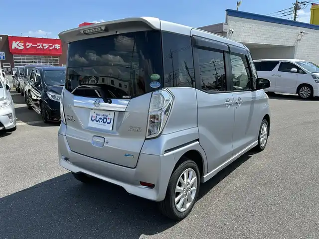 日産 デイズ ルークス ハイウェイスターX 群馬県 2014(平26)年 8.6万km クールシルバー (株)IDOMが運営する【じしゃロン伊勢崎店】の自社ローン専用車両になりますこちらは現金またはオートローンご利用時の価格です。自社ローンご希望の方は別途その旨お申付け下さい/社外エクリプスナビ/フルセグTV/Bluetooth/CD/DVD/アラウンドビューカメラ/ETC/電動格納ミラー/後席サーキュレーター/スマートキー/スペアキー/キセノンライト/フォグランプ/アイドリングストップ/フロアマット/純正アルミホイール/ウィンカーミラー/サイドバイザー/パワースライドドア