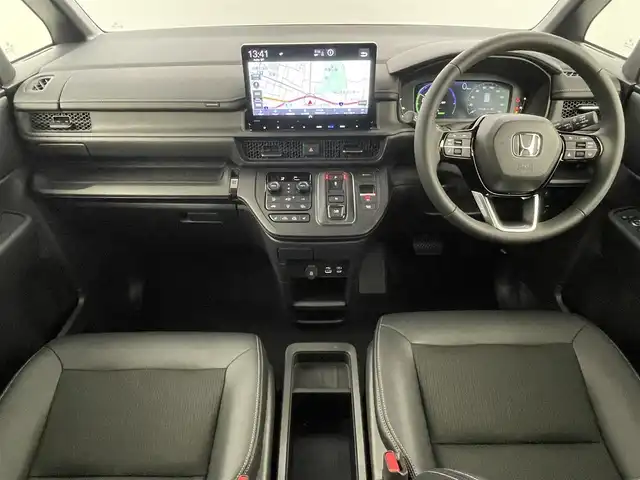ホンダ ステップワゴン スパーダ eHEV 福岡県 2025(令7)年 0.1千km プラチナムホワイトパール 登録済未使用車　/純正１１．４型ナビ/フルセグTV　/バックカメラ　/アダプティブクルーズコントロール　/コーナーセンサー　/衝突軽減ブレーキ　/レーンキープ　/ブラインドスポットモニター　/アクセル踏み間違い防止　/パドルシフト　/両側電動スライドドア　/パワーバックドア　/ハーフレザーシート　/シートヒーター　/Wエアコン　/純正１６インチアルミホイール