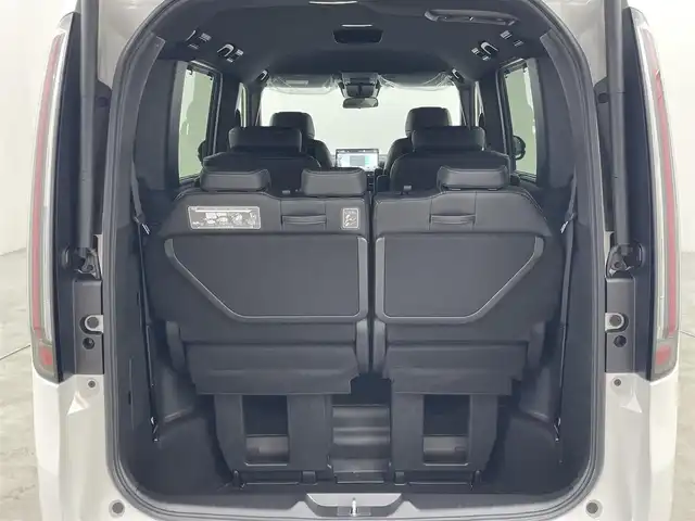 ホンダ ステップワゴン スパーダ eHEV 福岡県 2025(令7)年 0.1千km プラチナムホワイトパール 登録済未使用車　/純正１１．４型ナビ/フルセグTV　/バックカメラ　/アダプティブクルーズコントロール　/コーナーセンサー　/衝突軽減ブレーキ　/レーンキープ　/ブラインドスポットモニター　/アクセル踏み間違い防止　/パドルシフト　/両側電動スライドドア　/パワーバックドア　/ハーフレザーシート　/シートヒーター　/Wエアコン　/純正１６インチアルミホイール