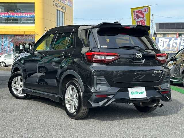 ダイハツ ロッキー X 茨城県 2020(令2)年 6.5万km ブラックマイカメタリック ワンオーナー/モデリスタエアロ/純正SDナビ(NMZK-W700D)/ 【フルセグ/Bluetooth/CD/DVD】/バックカメラ/ETC/ドライブレコーダー(フロント)/LEDヘッドライト/ヘッドライトレベライザー/コーナーセンサー/ステアリングスイッチ/スマートキー/エンジンプッシュスタート/純正16インチアルミホイール/取扱説明書/新車時保証書/スペアキー×1