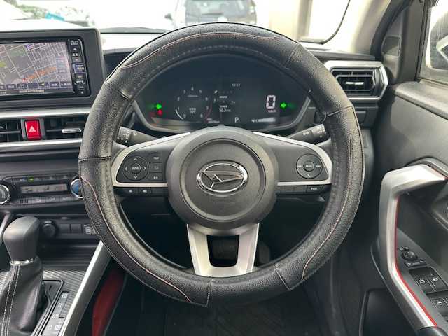 ダイハツ ロッキー X 茨城県 2020(令2)年 6.5万km ブラックマイカメタリック ワンオーナー/モデリスタエアロ/純正SDナビ(NMZK-W700D)/ 【フルセグ/Bluetooth/CD/DVD】/バックカメラ/ETC/ドライブレコーダー(フロント)/LEDヘッドライト/ヘッドライトレベライザー/コーナーセンサー/ステアリングスイッチ/スマートキー/エンジンプッシュスタート/純正16インチアルミホイール/取扱説明書/新車時保証書/スペアキー×1