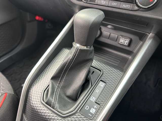 ダイハツ ロッキー X 茨城県 2020(令2)年 6.5万km ブラックマイカメタリック ワンオーナー/モデリスタエアロ/純正SDナビ(NMZK-W700D)/ 【フルセグ/Bluetooth/CD/DVD】/バックカメラ/ETC/ドライブレコーダー(フロント)/LEDヘッドライト/ヘッドライトレベライザー/コーナーセンサー/ステアリングスイッチ/スマートキー/エンジンプッシュスタート/純正16インチアルミホイール/取扱説明書/新車時保証書/スペアキー×1