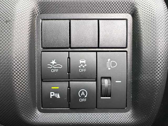 ダイハツ ロッキー X 茨城県 2020(令2)年 6.5万km ブラックマイカメタリック ワンオーナー/モデリスタエアロ/純正SDナビ(NMZK-W700D)/ 【フルセグ/Bluetooth/CD/DVD】/バックカメラ/ETC/ドライブレコーダー(フロント)/LEDヘッドライト/ヘッドライトレベライザー/コーナーセンサー/ステアリングスイッチ/スマートキー/エンジンプッシュスタート/純正16インチアルミホイール/取扱説明書/新車時保証書/スペアキー×1