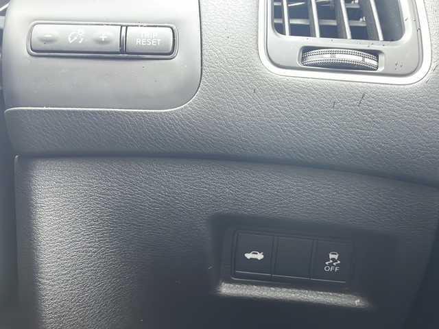 日産 スカイライン GT タイプP 山口県 2021(令3)年 3.6万km ダークメタルグレー 純正8型ナビ（フルセグTV、AM/FM、Bluetooth）/全方位カメラ/レーダークルーズコントロール/LEDオートライト/レザーシート/前席シートヒーター＆パワーシート/シートメモリー/純正18インチアルミホイール/前後コーナーセンサー/ターボ車/横滑り防止装置/レーンキープアシスト/衝突被害軽減ブレーキ