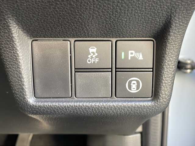 ホンダ シビック EX 三重県 2021(令3)年 3.6万km ソニックグレーパール 純正９型ＨＯＮＤＡＣＯＮＮＥＣＴＯディスプレイナビ/ＢＳＭ/ＥＴＣ２．０/６速ＭＴ/前席シートヒーター/ワイヤレス充電/ＵＳＢタイプＣ充電ポート/ＢＯＳＥサウンド/レーダークルーズコントロール/レーンキープアシスト/ハーフレザーシート/ステアリングアシスト/ステアリングスイッチ/禁煙車