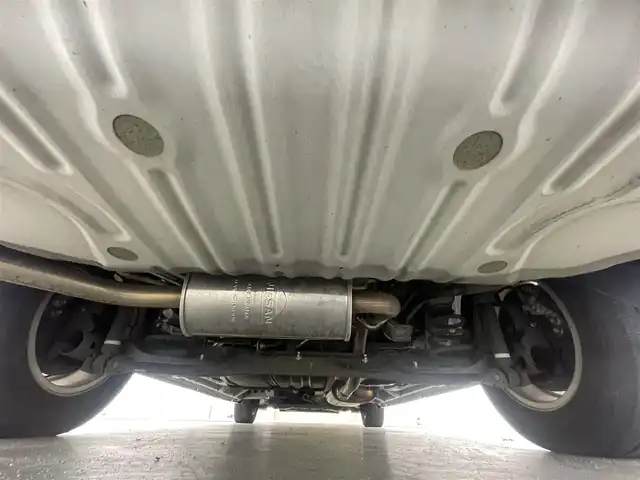 日産 セレナ ハイウェイスター S HV Vセレ 福島県 2013(平25)年 3.1万km ブリリアントホワイトパール フリップダウンモニター/純正8インチナビ/・フルセグTV/・Bluetooth/・CD/DVD/・AM/FM/・SD/・USB/・バックカメラ/・ステアリングスイッチ/ETC/両側パワースライドドア/アイドリングストップ/15インチアルミホイール/純正フロアマット/HIDヘッドライト/・フロントフォグライト/・オートライト/スマートキー/スペアキー1本/プッシュスタート/純正ドアバイザー/電動格納ミラー/ウインカーミラー/ロールサンシェード/横滑り防止装置/ウォークスルー