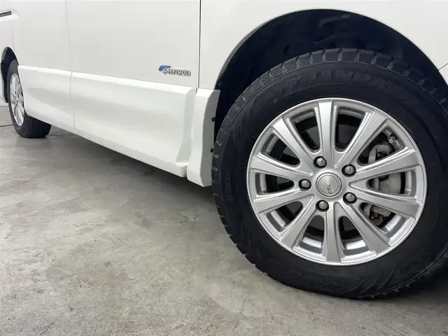 日産 セレナ ハイウェイスター S HV Vセレ 福島県 2013(平25)年 3.1万km ブリリアントホワイトパール フリップダウンモニター/純正8インチナビ/・フルセグTV/・Bluetooth/・CD/DVD/・AM/FM/・SD/・USB/・バックカメラ/・ステアリングスイッチ/ETC/両側パワースライドドア/アイドリングストップ/15インチアルミホイール/純正フロアマット/HIDヘッドライト/・フロントフォグライト/・オートライト/スマートキー/スペアキー1本/プッシュスタート/純正ドアバイザー/電動格納ミラー/ウインカーミラー/ロールサンシェード/横滑り防止装置/ウォークスルー