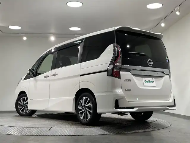 日産 セレナ ハイウェイスター V 愛知県 2020(令2)年 2.8万km ブリリアントホワイトパール 純正ナビ/CD/DVD/BT/フルセグTV/プロパイロット/衝突軽減ブレーキ/両側パワースライドドア/アラウンドビューモニター/ビルトインETC/クルーズコントロール/ドライブレコーダー/コーナーセンサー/レーンキープアシスト/パーキングアシスト/プッシュスタート/スマートキー/純正フロアマット/純正16インチアルミホイール/オートライト
